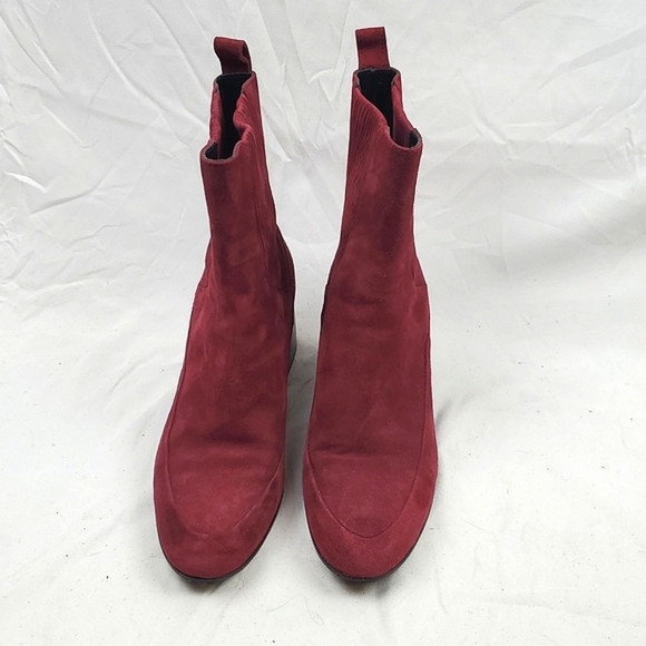 Napoleoni Red Suede Ankle Boot With Chunky Heel - Picture 2 of 11
